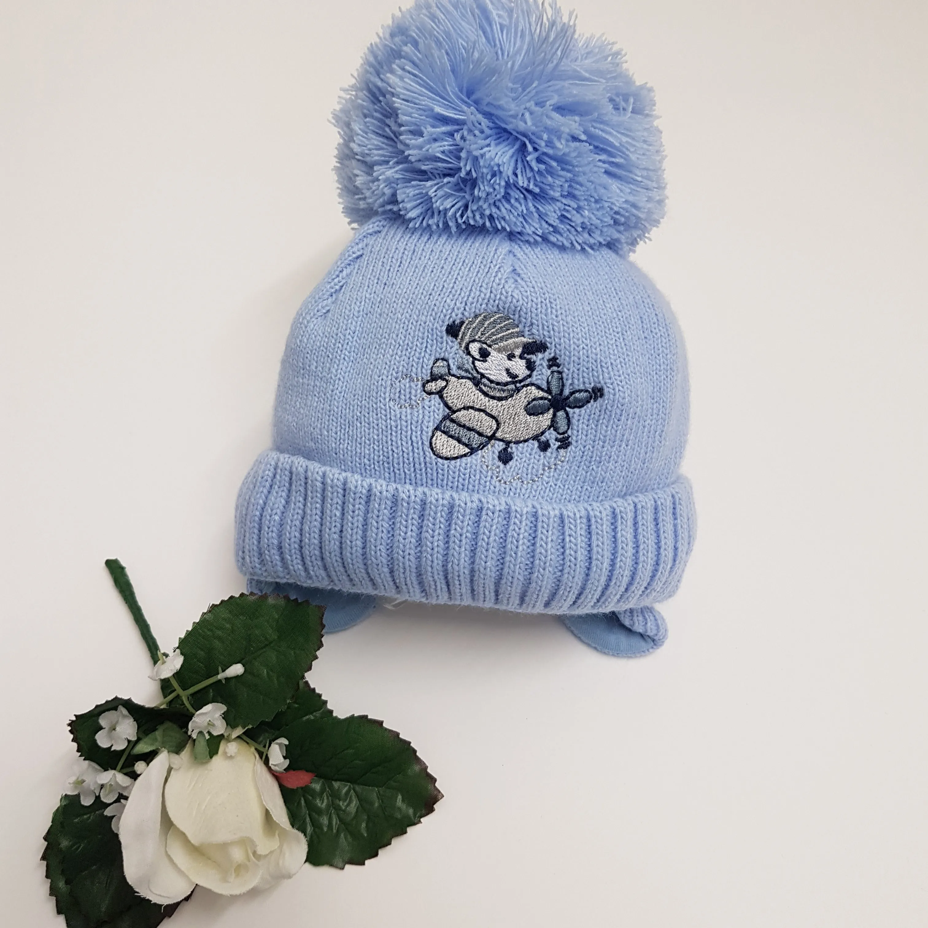 Baby Ryan hat