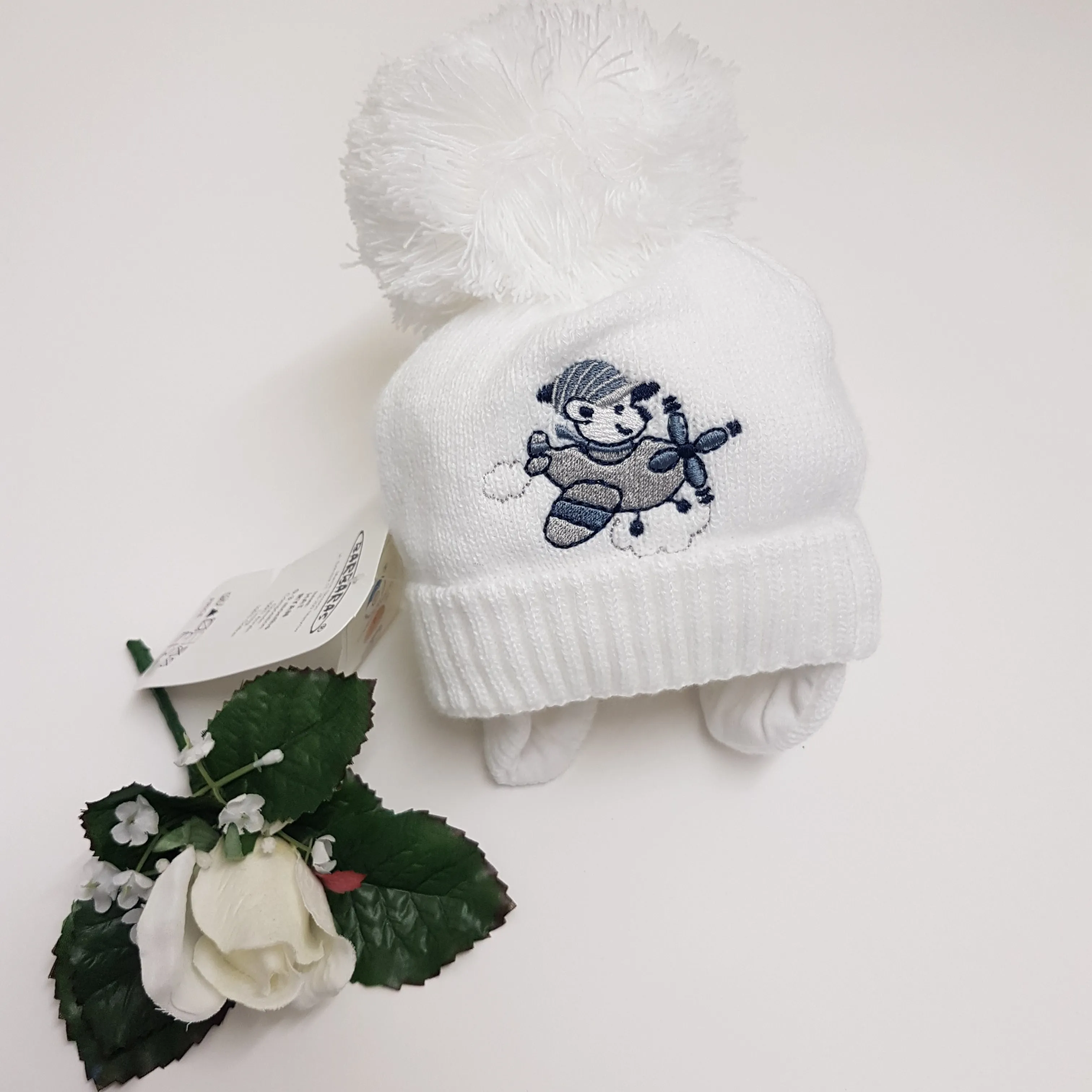 Baby Ryan hat