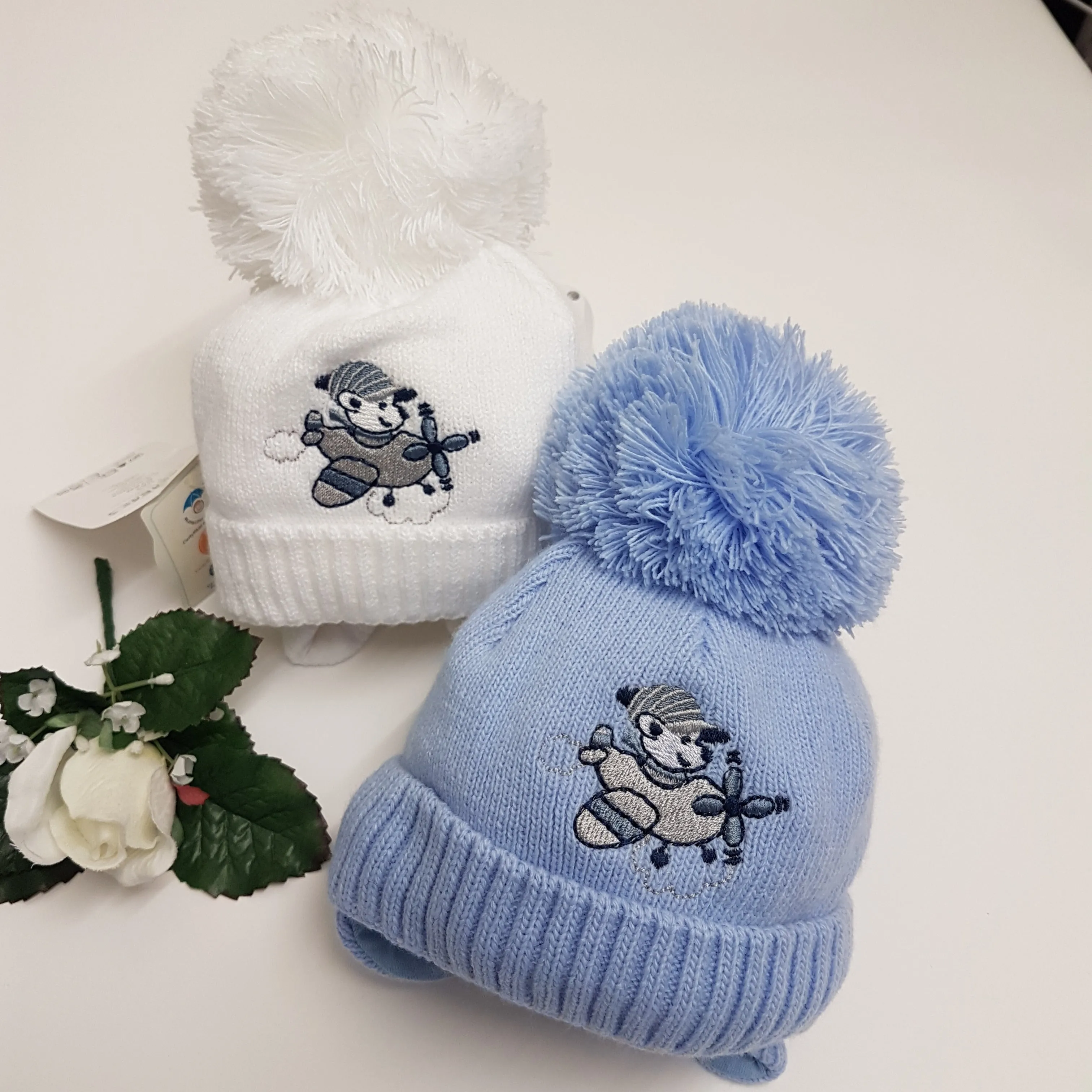 Baby Ryan hat