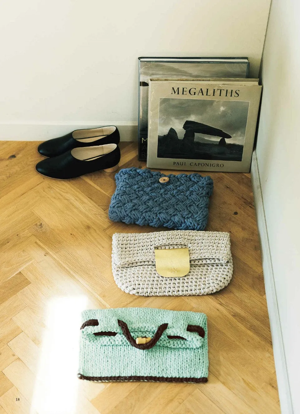 Bags and Miscellaneous Goods Knitted with Zupaghetti (Eriko Aoki)