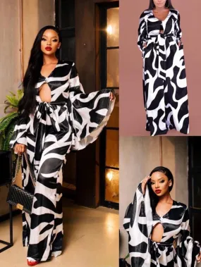 Flare sleeves jumpsuit.