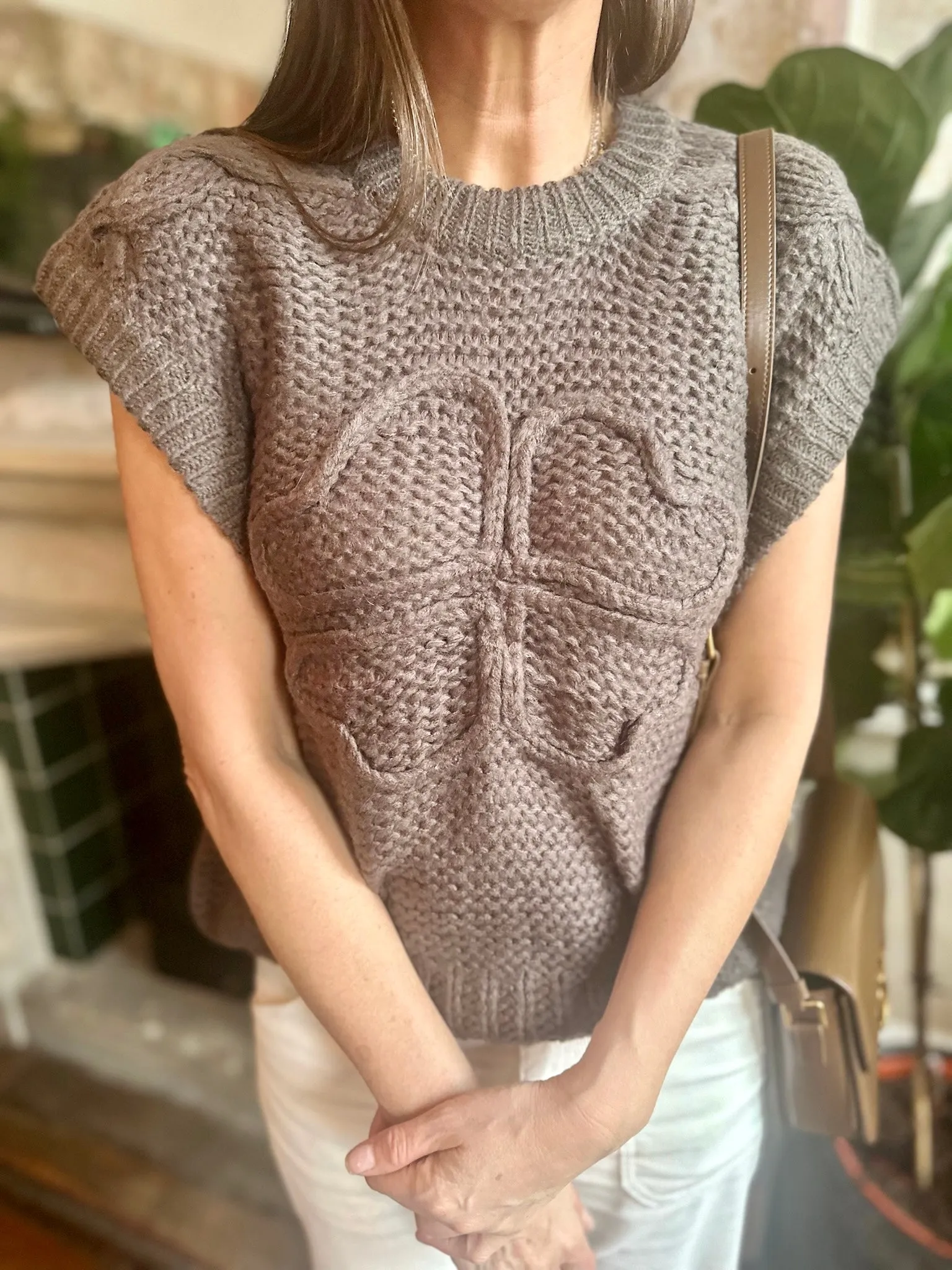 Rival Knitted Vest with Logo - Brown