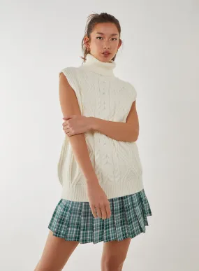 Sleeveless Knit Turtleneck