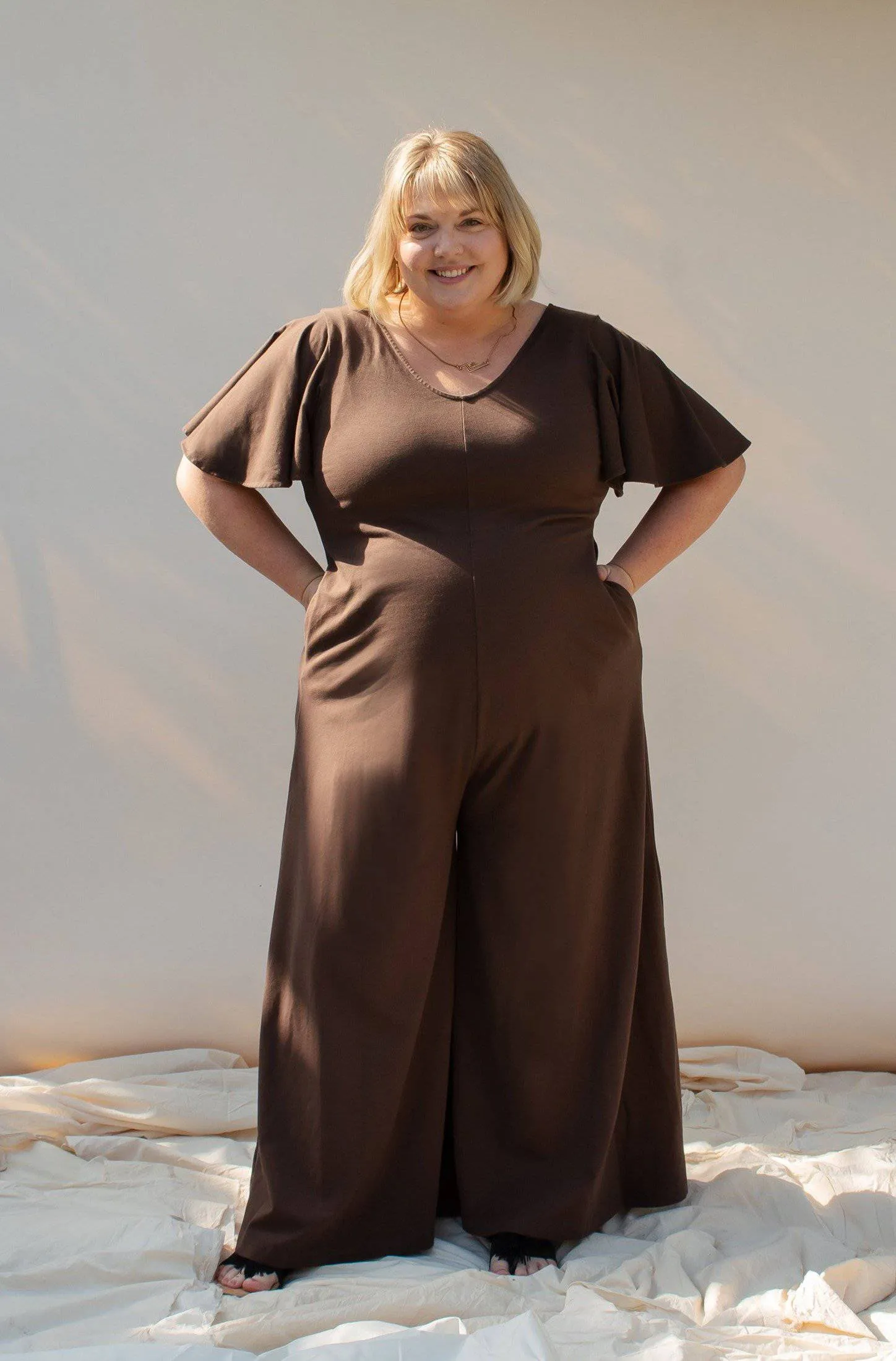 Villa Flutter-Sleeve Jumpsuit (Espresso)